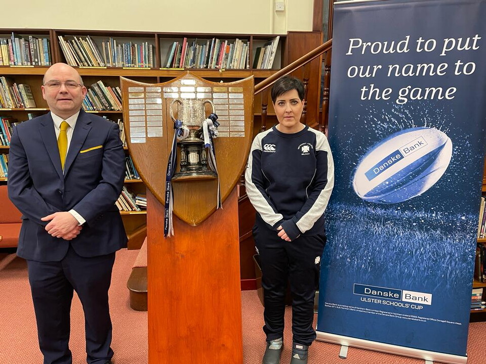 Danske Bank representative Paidin Loughran and MCB Principal Mrs Jenny Lendrum.