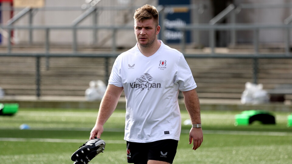 The 25 year-old prop has signed a deal with the province, bolstering the squad’s front row options.