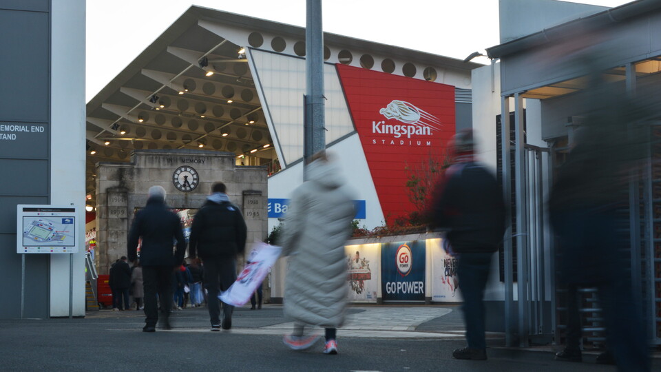 Friday night lights return to Kingspan Stadium as Ulster welcomes Ospreys in Round 5 of the BKT United Rugby Championship (kick-off 7.35pm).