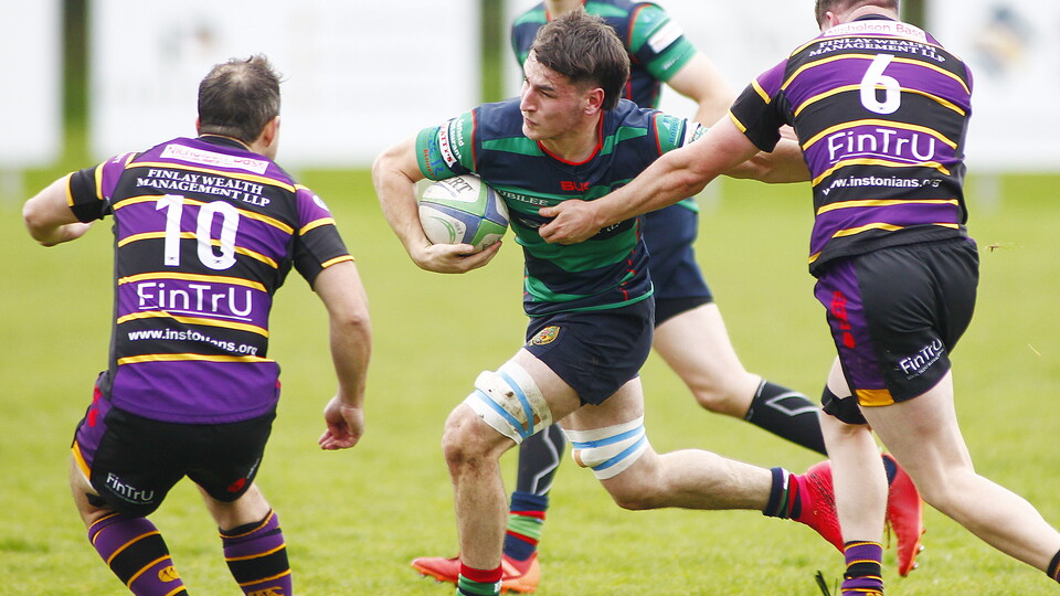 There's only a single point separating the two sides going into the final game of the season as they fight for a chance to join the All-Ireland League.