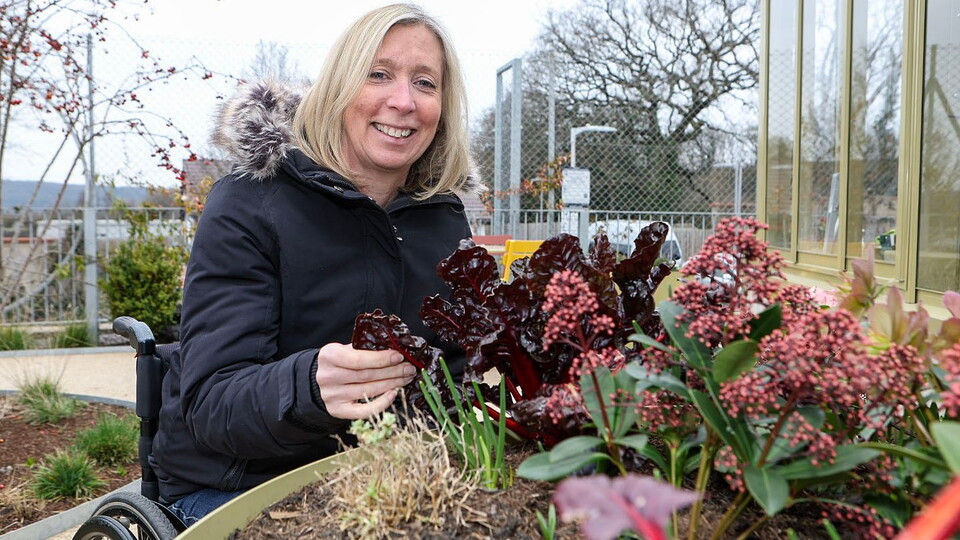 Ahead of a bonus-point win over Cardiff Rugby, Ulster Rugby visited the Horatio's Garden at University Hospital Llandough in Vale of Glamorgan for an insight into what to expect from the therapeutic garden that is being built at Musgrave Park Hosp...