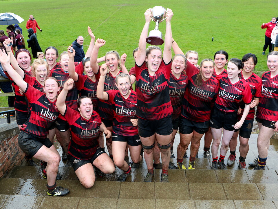 6 pieces of silverware were decided on Sunday in our Girls' Youth Finals Day at Rainey OB RFC, with more than 300 players taking part in the games.