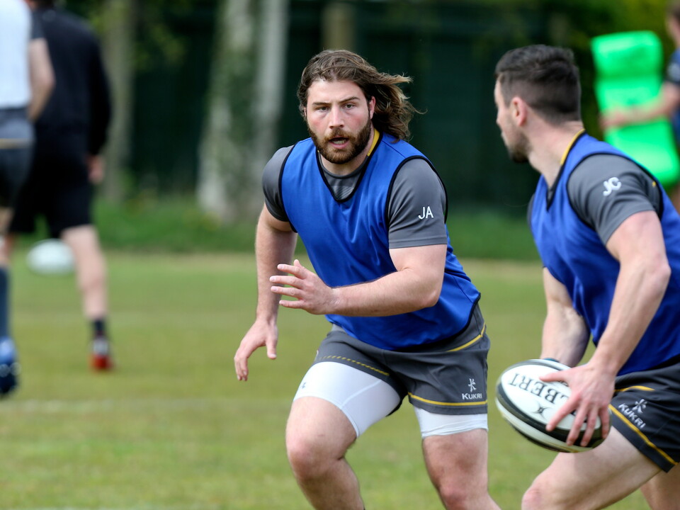 Meeting for the first time since Ulster’s 36-17 victory over Munster in last season’s URC quarter-final at Kingspan Stadium, the Ulster men are this time on the road to Thomond Park to face their Interpro rivals in Round 7 of the BKT United Rugby...