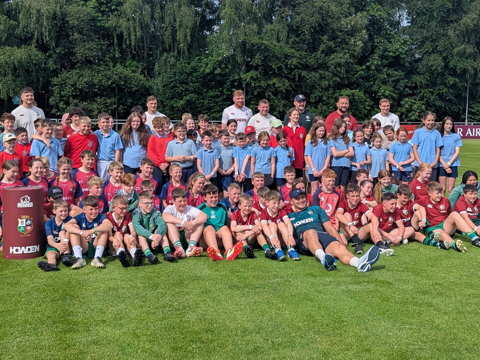 Last Friday, pupils from Moorfields Primary School in Ballymena had the extraordinary opportunity to take part in a training session with the British & Irish Lions in Dublin.