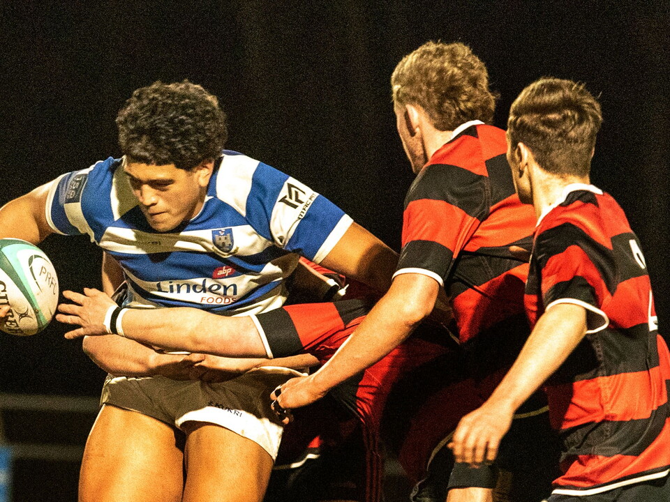 The fifth of this season’s Nutty Krust group stage games got underway in the Nutty Krust U18 Tournament under the floodlights at a cool, but dry, Chambers Park when the Dungannon FC U18 team played the Rainey RFC U18 team on Wednesday evening in t...