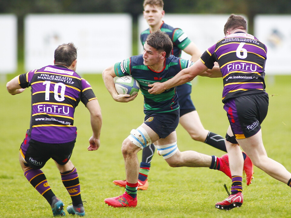 There's only a single point separating the two sides going into the final game of the season as they fight for a chance to join the All-Ireland League.