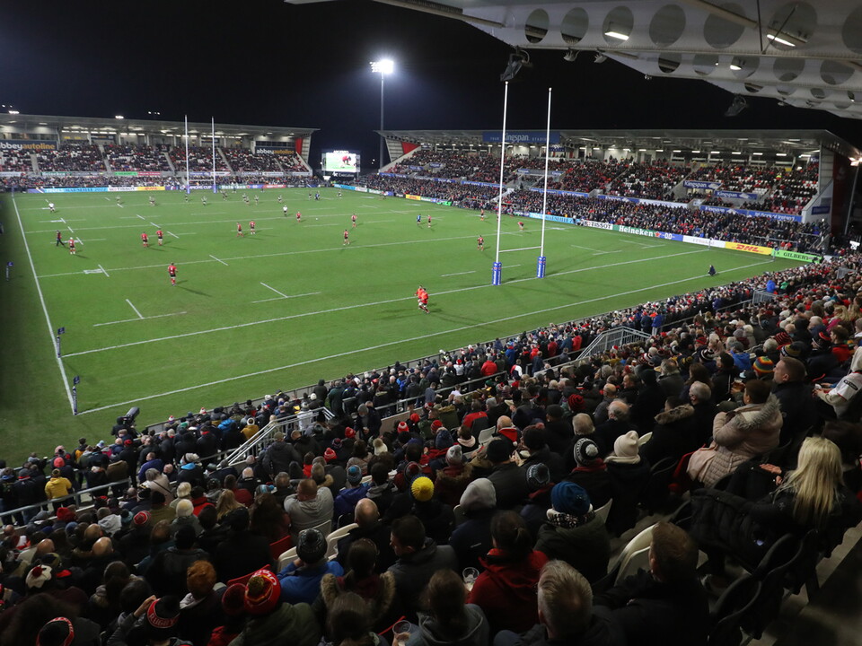 With almost two weeks to go, the eagerly anticipated New Year’s Day interprovincial derby between Ulster Rugby and Leinster Rugby is now sold out!