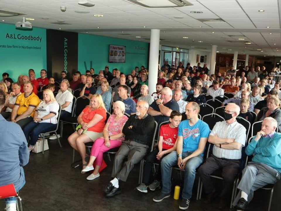 Following a hiatus, as a result of COVID-19, the Fans’ Forum for the club’s Season Ticket Holders returned this evening with Pete Snodden speaking to Head Coach, Dan McFarland, new Defence Coach, Jonny Bell, and players, Alan O’Connor, and John Co...
